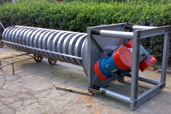 關(guān)于垂直振動(dòng)輸送機(jī)，了解了嗎